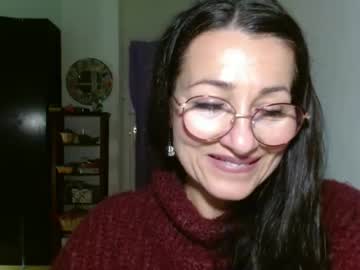 Ginaoneon Chaturbate stream image from December 27, 2024