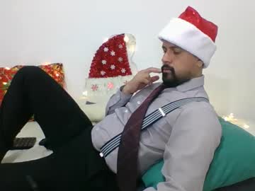 Harry_Goldenmillerx10fun Chaturbate stream image from December 27, 2024