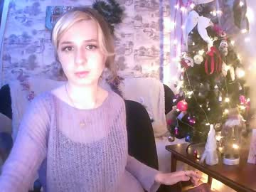 Honeydewwaves_ Chaturbate stream image from December 27, 2024
