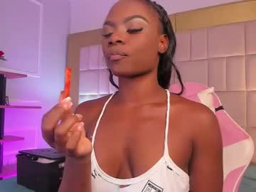 Linsyadams Chaturbate stream image from December 27, 2024