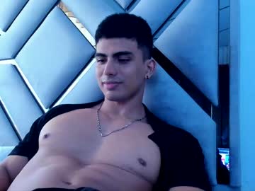 Danterouxx Chaturbate stream image from December 27, 2024