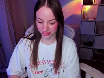 Hellokittyyam Chaturbate stream image from December 27, 2024