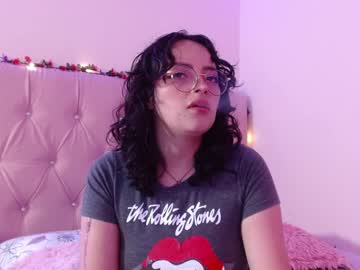 Manumeow_ Chaturbate stream image from December 27, 2024