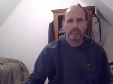 Arnaud502700 Chaturbate stream image from December 27, 2024