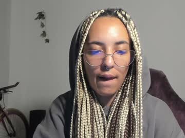 Youwishtobeme Chaturbate stream image from December 27, 2024