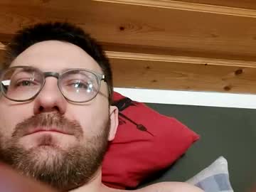Ben00189 Chaturbate stream image from December 28, 2024