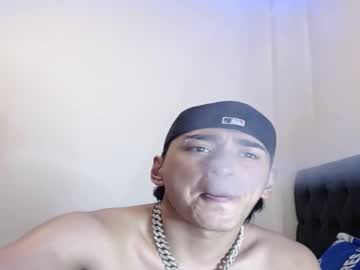 Angel_Luke Chaturbate stream image from December 28, 2024