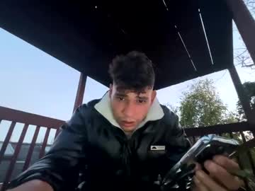 Coronelking Chaturbate stream image from December 28, 2024