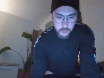 Hotguitarplayernaked Chaturbate stream image from December 28, 2024