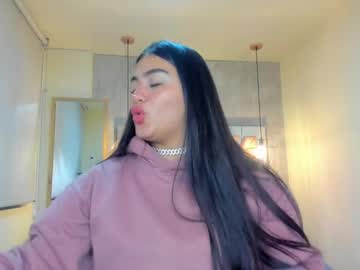 Zafiro__3 Chaturbate stream image from December 28, 2024
