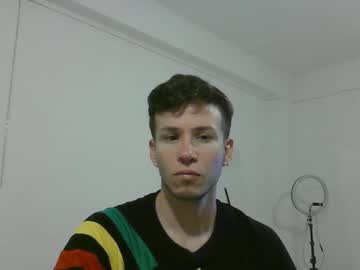 Elnenedearg Chaturbate stream image from December 28, 2024