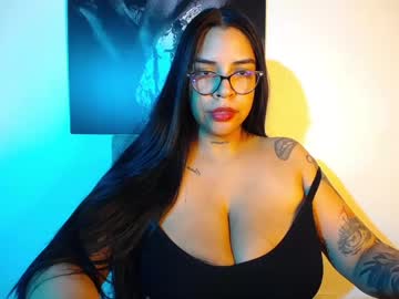 Pennyomelons Chaturbate stream image from December 28, 2024