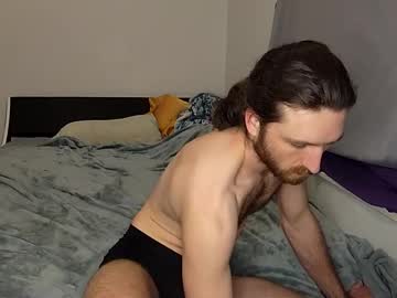 Wellhereigo Chaturbate stream image from December 28, 2024