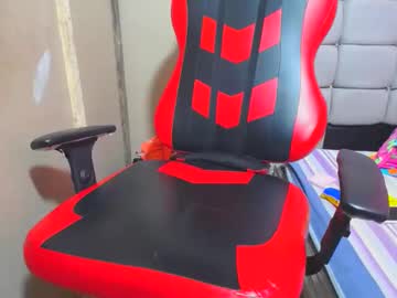 Ariana_Lewis18 Chaturbate stream image from December 28, 2024