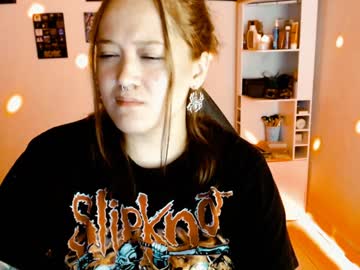 Issis_Demon Chaturbate stream image from December 28, 2024