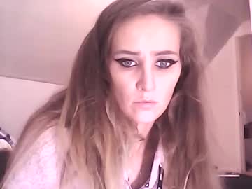 Itskhittyy Chaturbate stream image from December 28, 2024