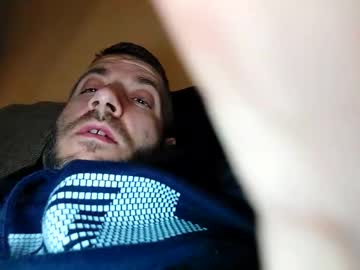 Johnnypoly Chaturbate stream image from December 28, 2024