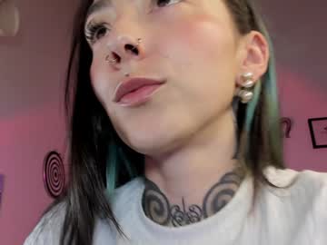 Juliet_Sourire Chaturbate stream image from December 28, 2024