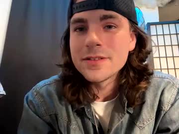 Sillydillywilly Chaturbate stream image from December 28, 2024