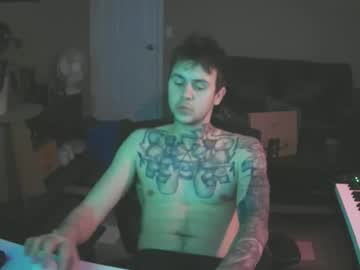 Skateboardskate Chaturbate stream image from December 28, 2024