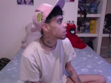 Smoker00teddybear Chaturbate stream image from December 28, 2024