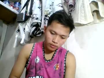 Exotichugecock Chaturbate stream image from December 28, 2024