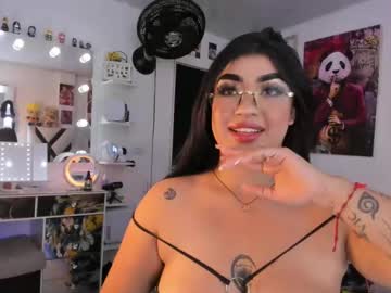 Luna__0 Chaturbate stream image from December 28, 2024