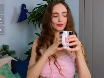 Mira_Lanes Chaturbate stream image from December 28, 2024