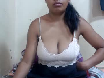 Saronette Chaturbate stream image from December 28, 2024