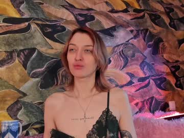 Sasha_Lily Chaturbate stream image from December 28, 2024
