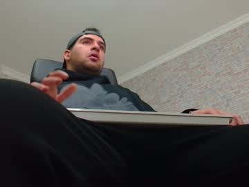 Axelcolton Chaturbate stream image from December 28, 2024