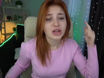 Emilyfoxxi Chaturbate stream image from December 28, 2024
