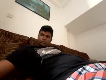 N_Uz Chaturbate stream image from December 28, 2024