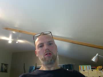 Belgianordenary Chaturbate stream image from December 28, 2024
