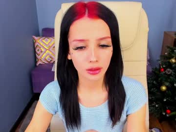 Elizabethelmers Chaturbate stream image from December 28, 2024