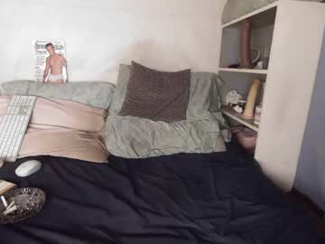 Naughtyrobin19 Chaturbate stream image from December 28, 2024