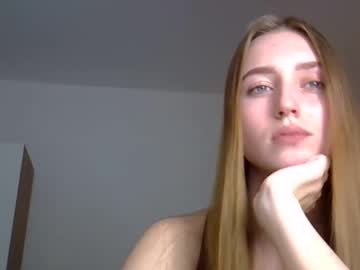 _Alo Chaturbate stream image from December 28, 2024