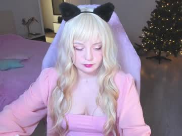 Exhoneyangel Chaturbate stream image from December 28, 2024