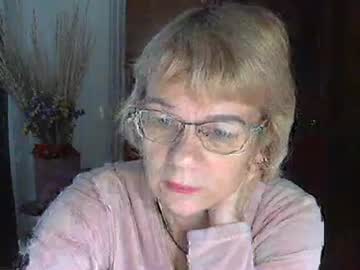 Vanillaxcreamy Chaturbate stream image from December 28, 2024