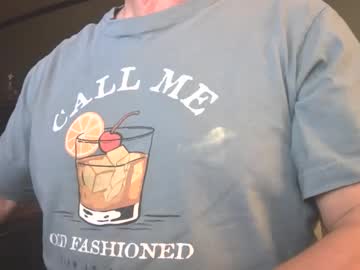 Il_Undercover Chaturbate stream image from December 28, 2024