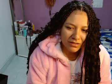 Sonialatin69 Chaturbate stream image from December 28, 2024
