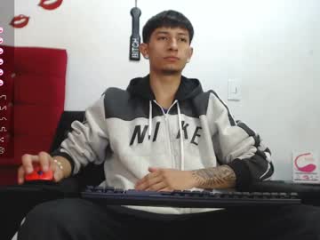 Teylor_Estid10 Chaturbate stream image from December 28, 2024