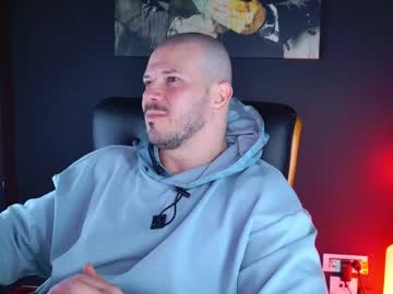 Angeloeric Chaturbate stream image from December 28, 2024