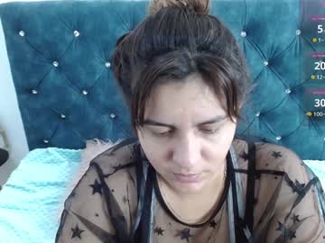 Isa_Loverst Chaturbate stream image from December 28, 2024