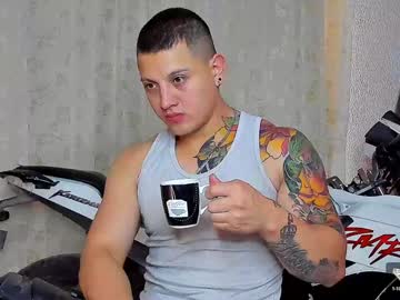 Kaledd_Musclee Chaturbate stream image from December 28, 2024