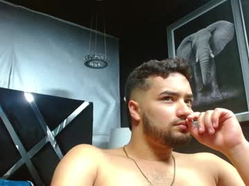 Mathews_Colton1 Chaturbate stream image from December 28, 2024