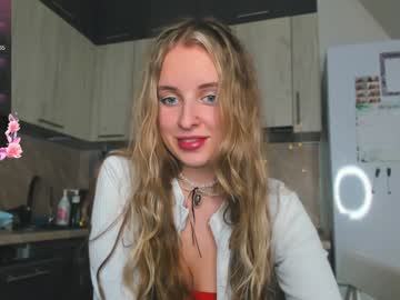Violet_Blue_Eyes Chaturbate stream image from December 28, 2024