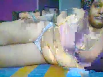 Zillaratty Chaturbate stream image from December 28, 2024