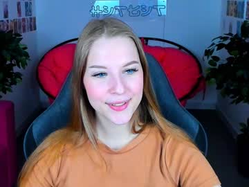 Cutemousee Chaturbate stream image from December 28, 2024