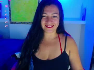 Sara_Olmos Chaturbate stream image from December 28, 2024